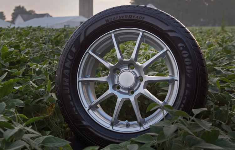 Goodyear produz primeiro pneu com óleo de soja no Brasil